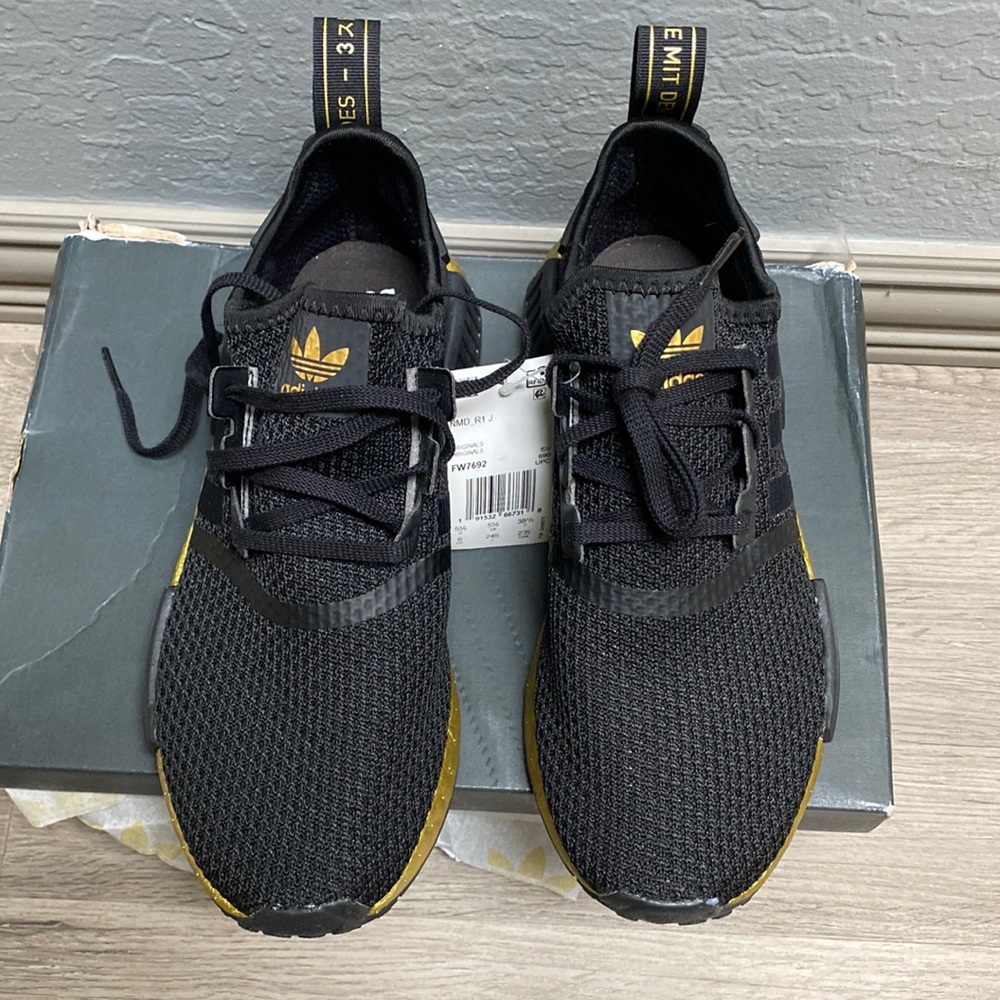Adidas NMD R1 J